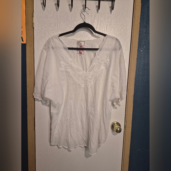 Johnny Was Tops - Johnny Was White Lace V-Neck Blouse